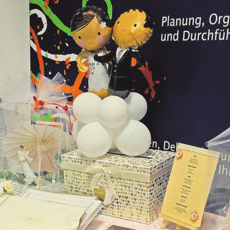Die Ballontürme von Manuela Knuth sind Hingucker. Die Ballontürme von Manuela Knuth sind Hingucker.